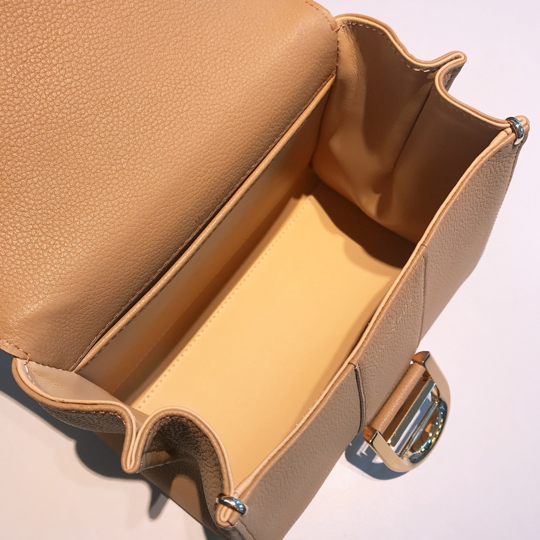 델보 브리앙 MM 토고백 스몰